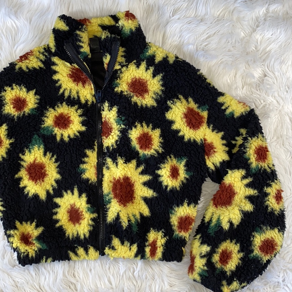 Shein • Sunflower Print Teddy Jacket - Picture 2 of 9